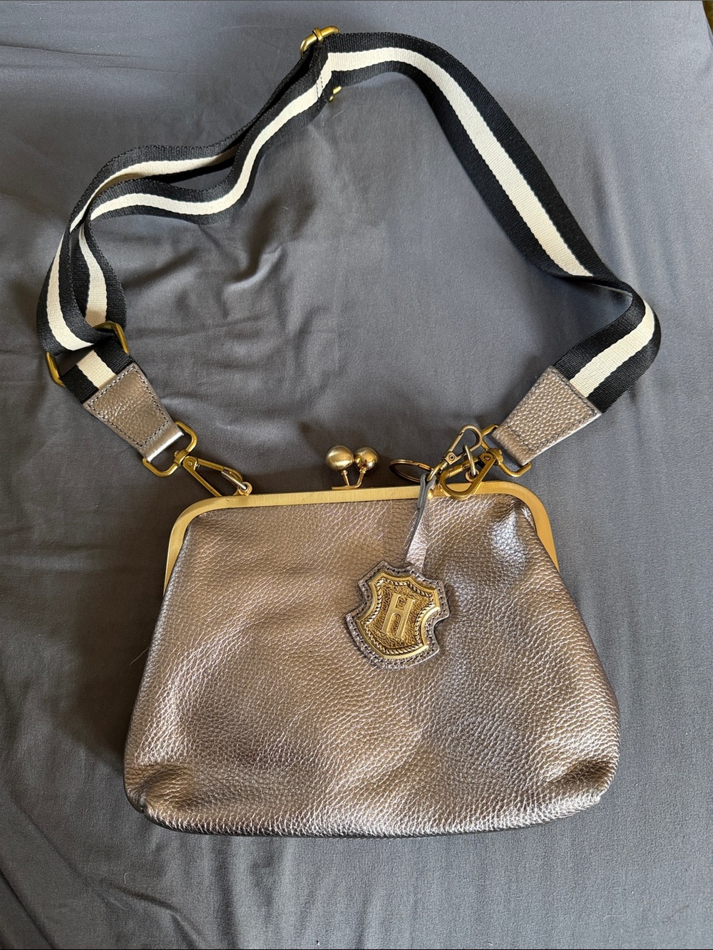 JW Hulmes Metallic Leather Clutch Crossbody Bag Striped Strap KISS lock